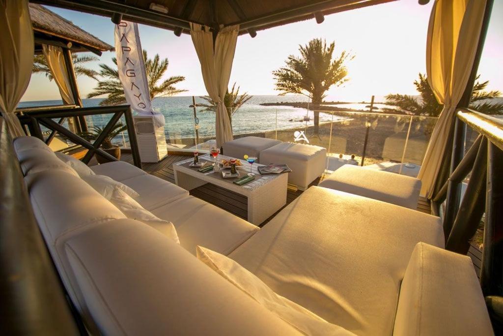 Tenerifeopenhome Central Corner Relax, Wifi, Breakfast, Beach Los Cristisnos Arona  Exterior photo